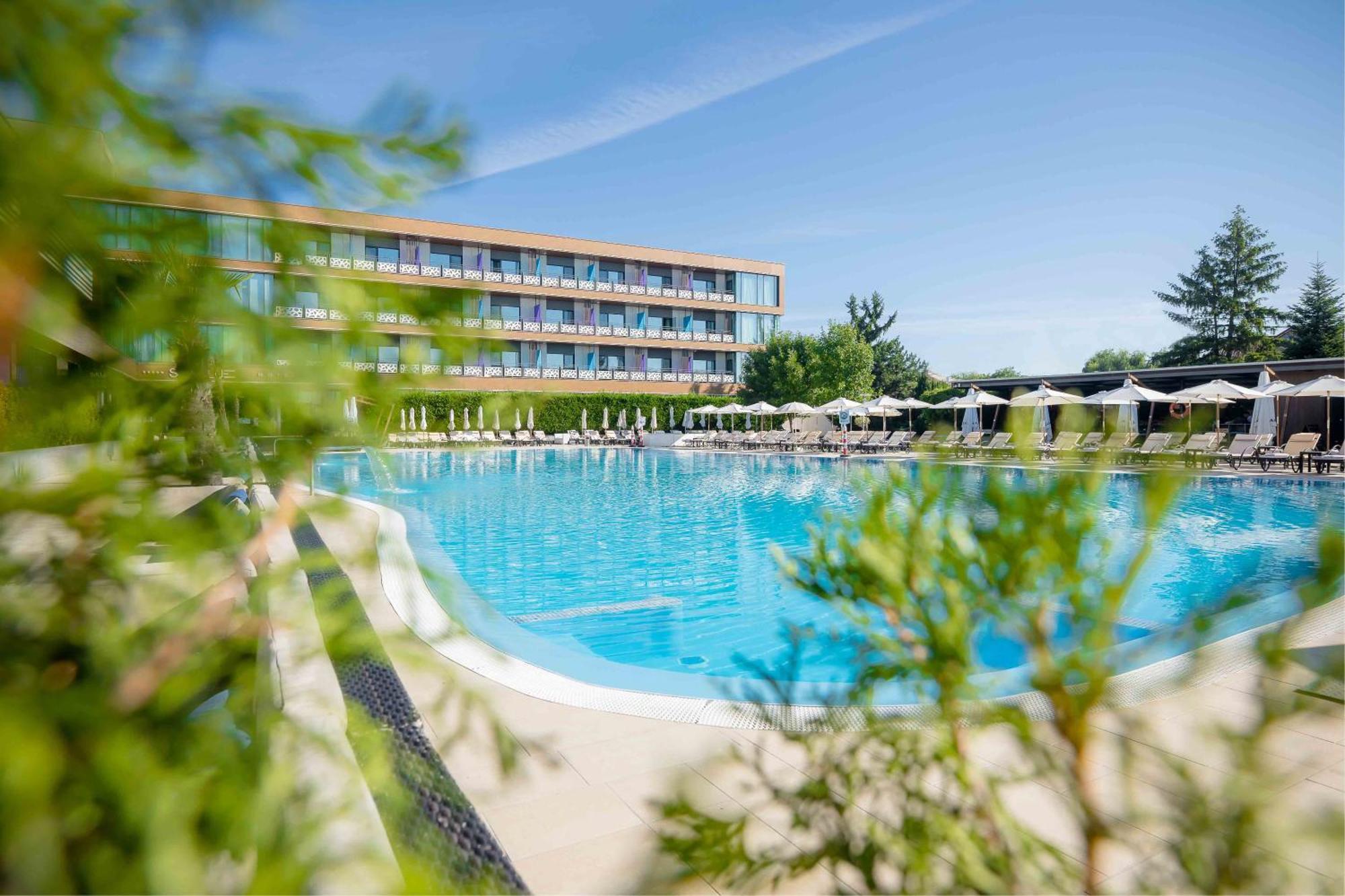 Sky Blue Hotel & Spa Paulesti  Exterior photo
